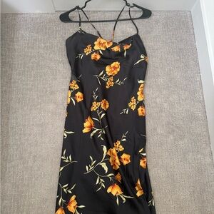 ASTR the Label Black Floral Midi Dress - M